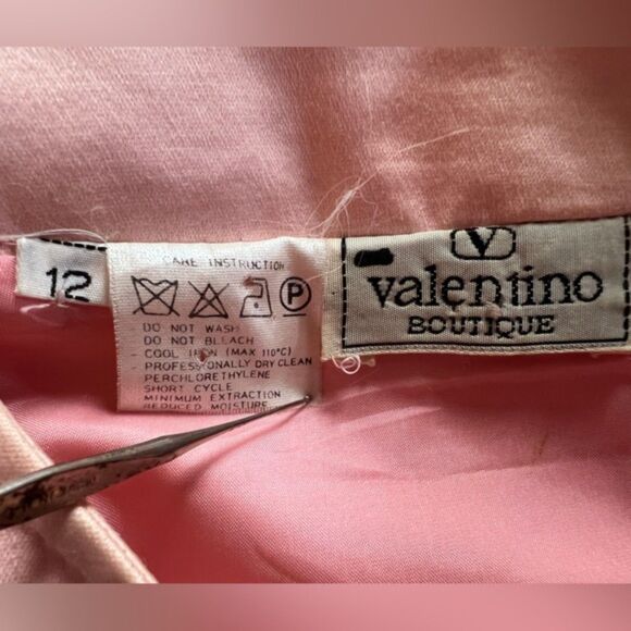 Valentino Boutique Vintage Pink Skirt Suit – Made in Italy, Size 12 - Picture 4 of 12